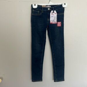 Girl’s New Levi’s 710 Super Skinny Stretch dark blue stretch Jeans size 7